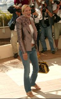 Uma Thurman feet photo thumbnail