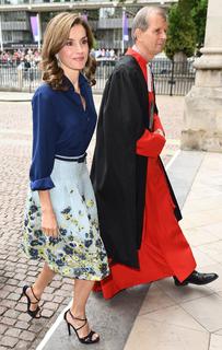 Queen Letizia of Spain feet photo thumbnail