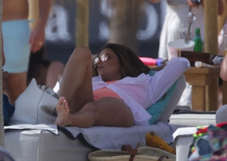 Eva Longoria feet photo thumbnail