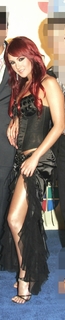 Dulce María feet photo thumbnail