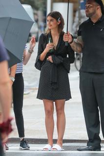 Taylor Hill feet photo thumbnail