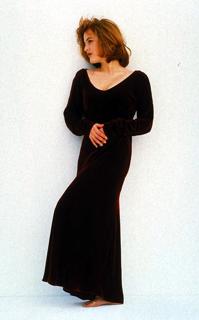 Gillian Anderson feet photo thumbnail