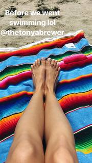 Ashley Tisdale feet photo thumbnail