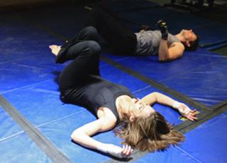 Stana Katic feet photo thumbnail