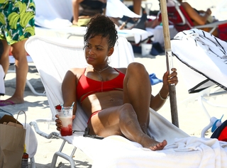 Christina Milian feet photo thumbnail