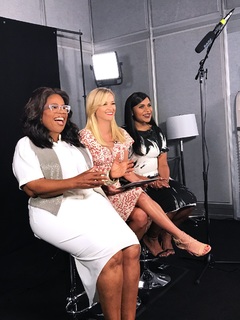 Reese Witherspoon feet photo thumbnail