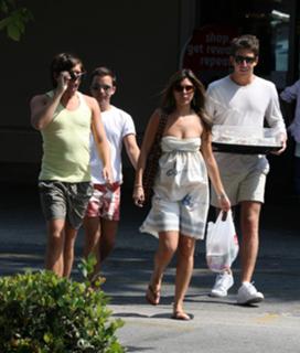 Jamie-Lynn Sigler feet photo thumbnail
