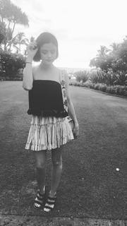 Lucy Hale feet photo thumbnail