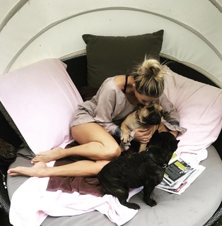 Malgorzata Rozenek feet photo thumbnail