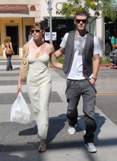 Jessica Biel feet photo thumbnail