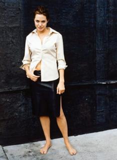 Angelina Jolie feet photo thumbnail