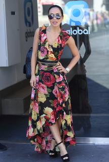 Myleene Klass feet photo thumbnail