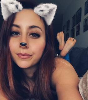 Jenelle Jcakess feet photo thumbnail