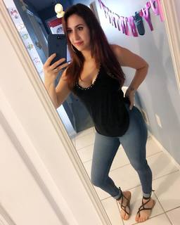 Jenelle Jcakess feet photo thumbnail