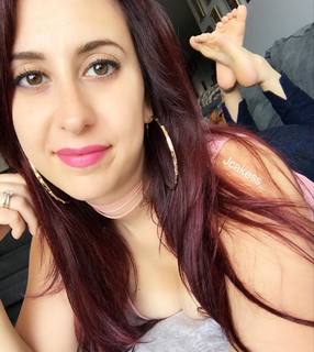 Jenelle Jcakess feet photo thumbnail