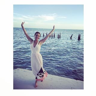 Arielle Kebbel feet photo thumbnail
