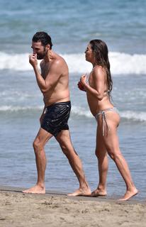 Eva Longoria feet photo thumbnail