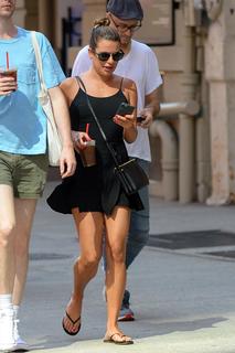 Lea Michele feet photo thumbnail