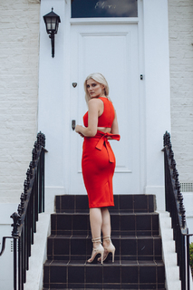 Ashley James feet photo thumbnail