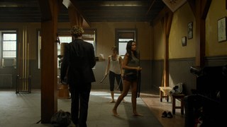 Rosario Dawson feet photo thumbnail