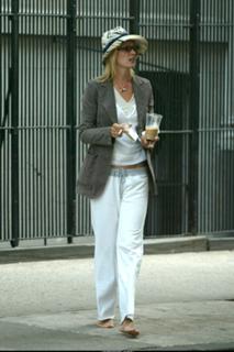 Uma Thurman feet photo thumbnail