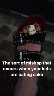 Fearne Cotton feet photo thumbnail