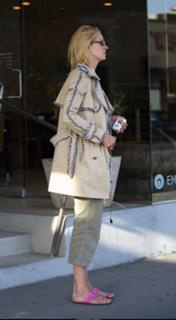Uma Thurman feet photo thumbnail