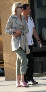 Uma Thurman feet photo thumbnail