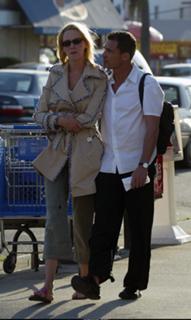Uma Thurman feet photo thumbnail