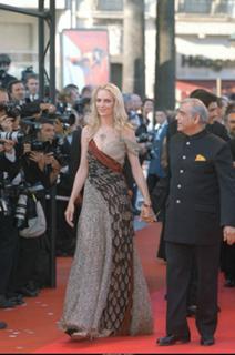 Uma Thurman feet photo thumbnail