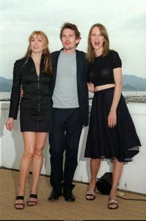 Uma Thurman feet photo thumbnail