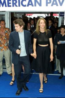 Uma Thurman feet photo thumbnail