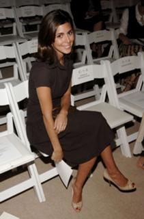 Jamie-Lynn Sigler feet photo thumbnail