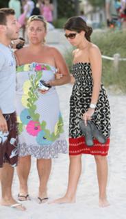 Jamie-Lynn Sigler feet photo thumbnail