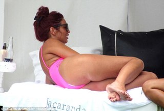 Amy Childs feet photo thumbnail