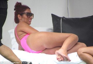 Amy Childs feet photo thumbnail