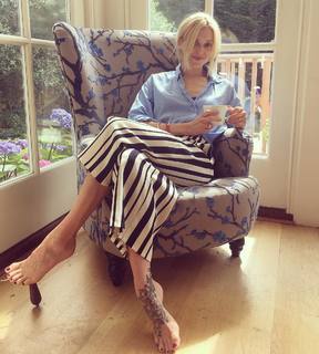 Fearne Cotton feet photo thumbnail