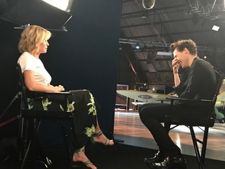 Chelsea Handler feet photo thumbnail