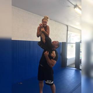 Paige VanZant feet photo thumbnail