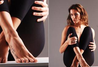 Deborah Secco feet photo thumbnail