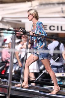 Nicky Rothschild feet photo thumbnail