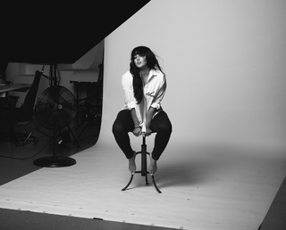 Ewa Farna feet photo thumbnail