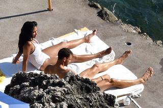 Nicole Scherzinger feet photo thumbnail