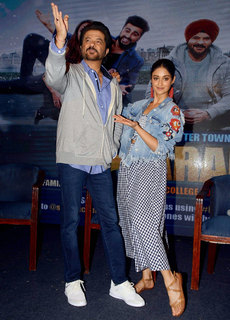 Ileana D'Cruz feet photo thumbnail