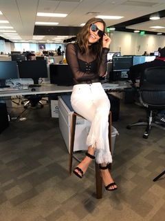 Erin Lim feet photo thumbnail