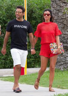 Lucy Mecklenburgh feet photo thumbnail
