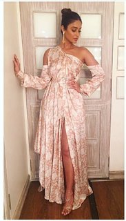 Ileana D'Cruz feet photo thumbnail