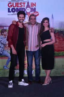 Kriti Kharbanda feet photo thumbnail