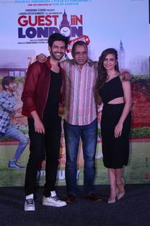 Kriti Kharbanda feet photo thumbnail