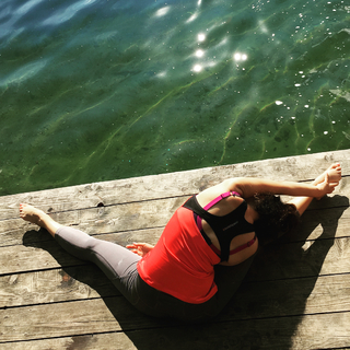 Katarzyna Cichopek feet photo thumbnail